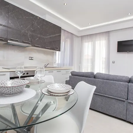 Marane Luxury